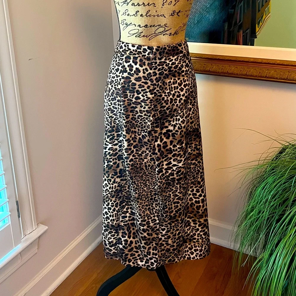 Nasty Gal leopard pencil skirt - size 6 - Picture 5 of 6